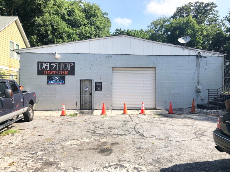 Primary Photo Of 2061 Joseph E Boone Blvd NW, Atlanta Freestanding For Lease