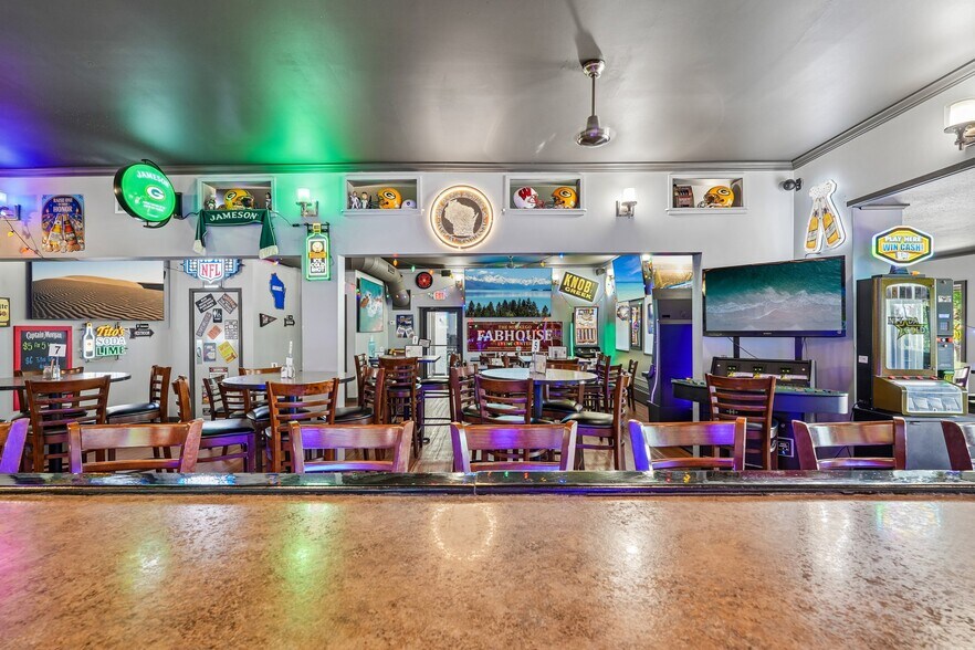 More Photos Of S76W17745 Janesville Rd, Muskego Restaurant For Sale