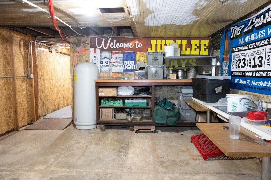 More Photos Of 103 W Main St, Hardwick Restaurant For Sale