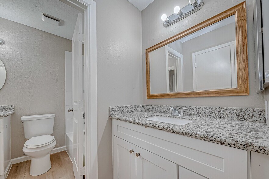 More Photos Of 7315 Housman, Houston Specialty For Sale