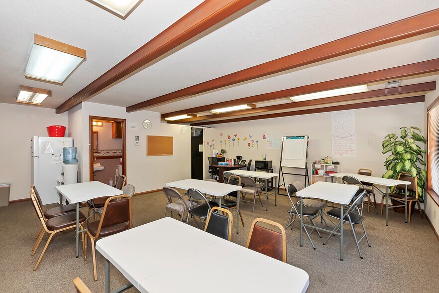 More Photos Of 24028 Lake Dr, Crestline Medical For Sale