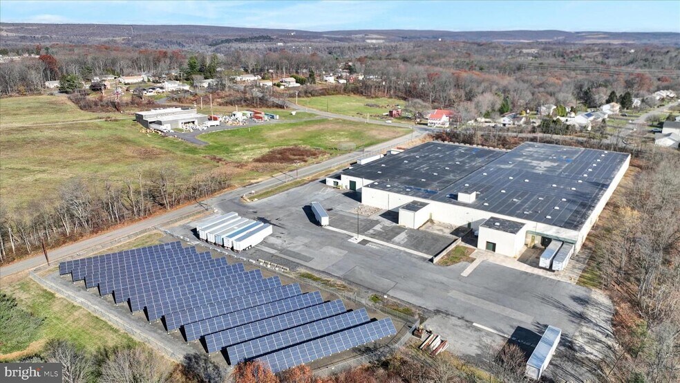 More Photos Of 190 Walnut Ln, Pottsville Warehouse For Lease