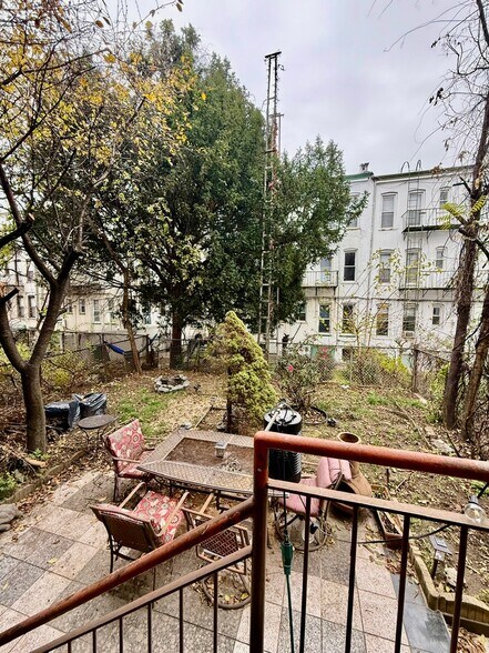 More Photos Of 2052 Gates Ave, Ridgewood Apartments For Sale