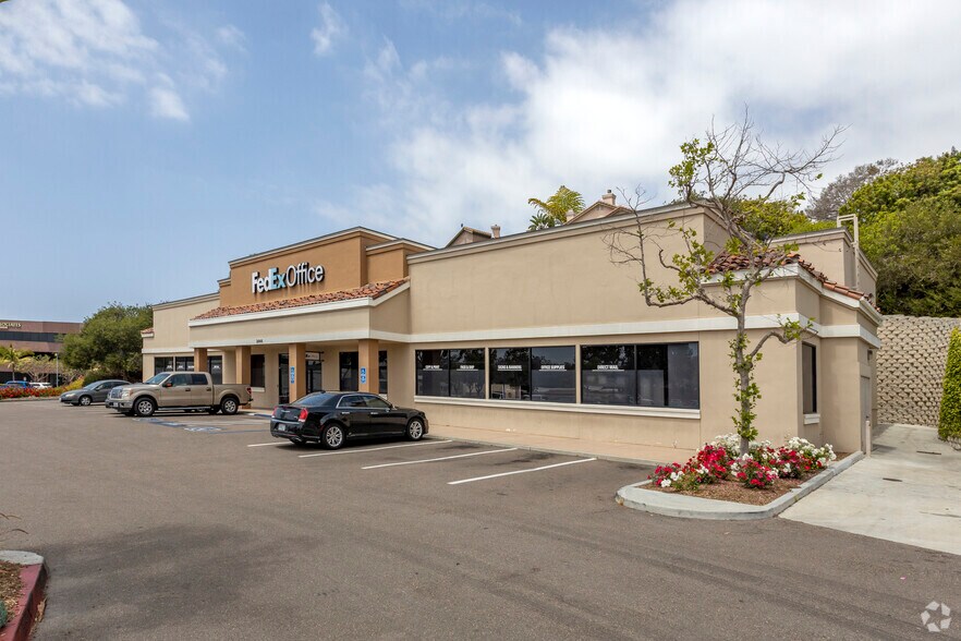 More Photos Of 2434-2598 Vista Way, Oceanside Unknown For Lease