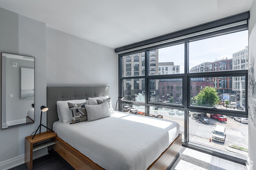 More Photos Of 320 Florida Ave NE, Washington Apartments For Lease