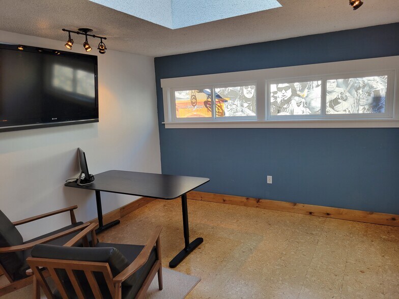 More Photos Of 20 NW Greenwood Ave, Bend Loft Creative Space For Lease