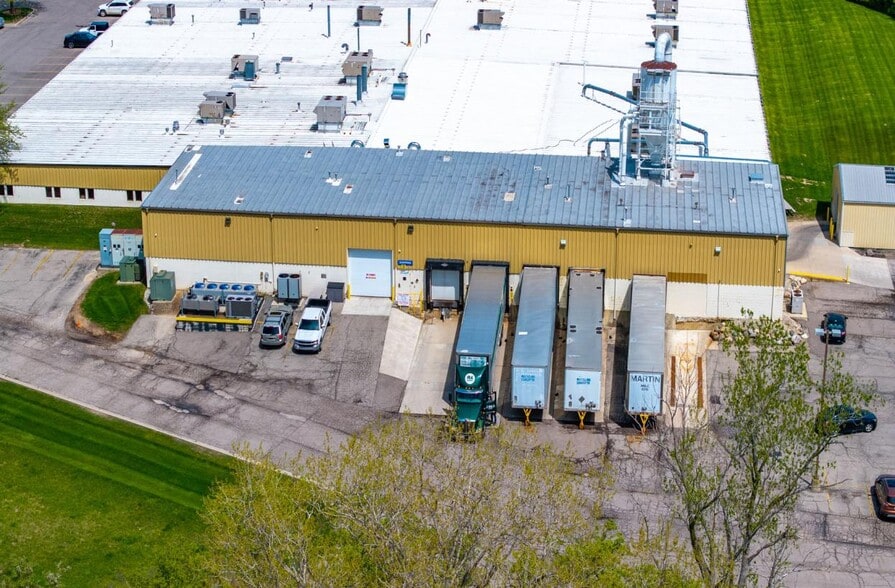 More Photos Of 960 Woodland Dr, Saline Manufacturing For Lease