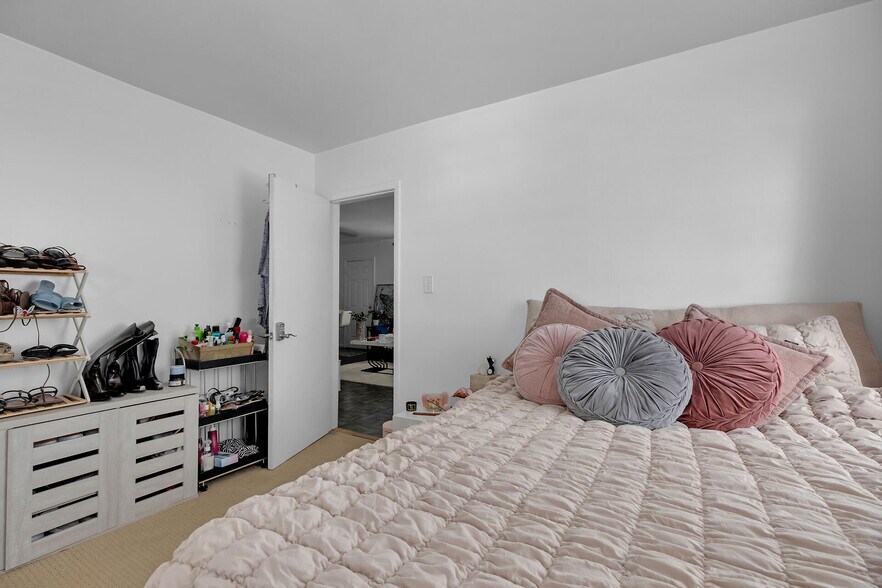 More Photos Of 912 Pohalski St, Key West Multifamily For Sale