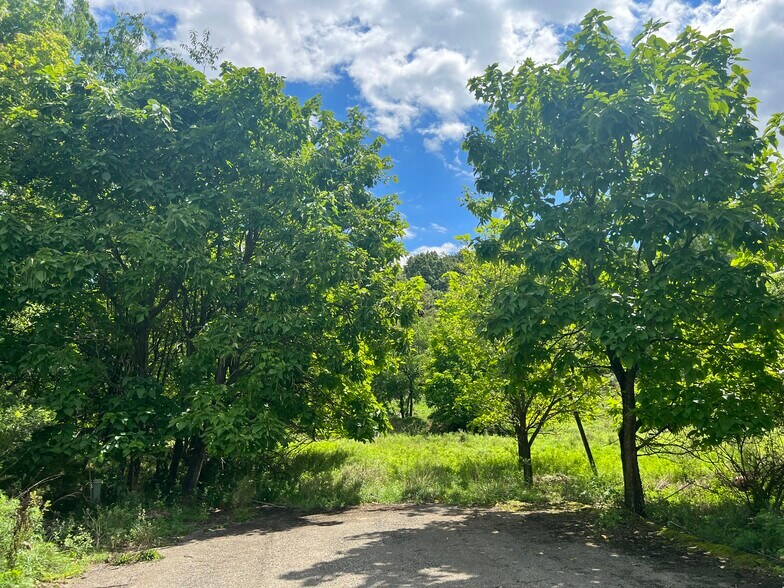 More Photos Of Woodward Drive Extension, Greensburg Land For Sale