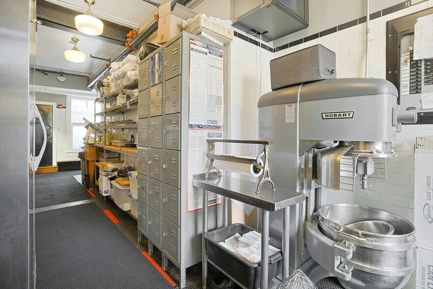 More Photos Of 2 Union St, Sparkill Storefront For Sale