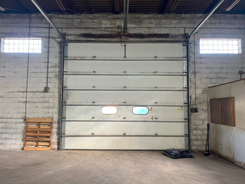 More Photos Of 1706 W Lusher, Elkhart Industrial For Sale