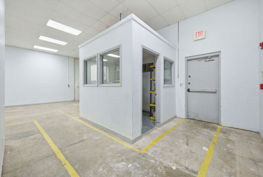 More Photos Of 433 SW 10th St, Ocala Medical For Sale
