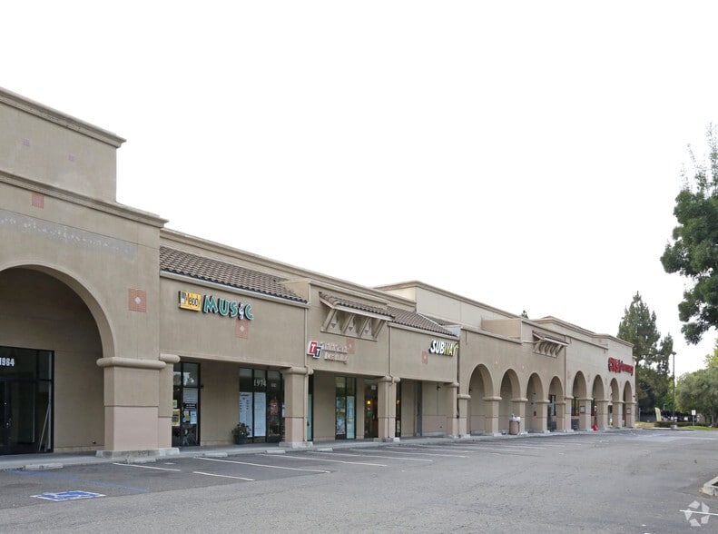 More Photos Of 1916-2000 Driscoll Rd, Fremont Storefront For Sale