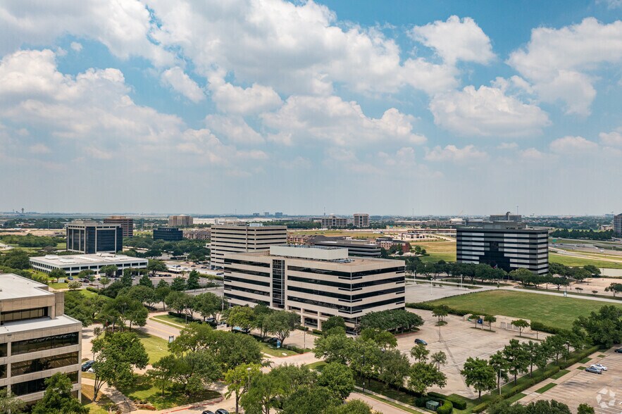 More Photos Of 1255 Corporate Dr, Irving Office For Lease