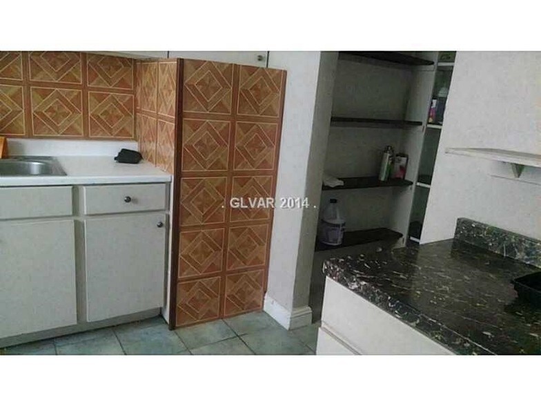 More Photos Of 1707 Santa Paula Dr, Las Vegas Multifamily For Sale