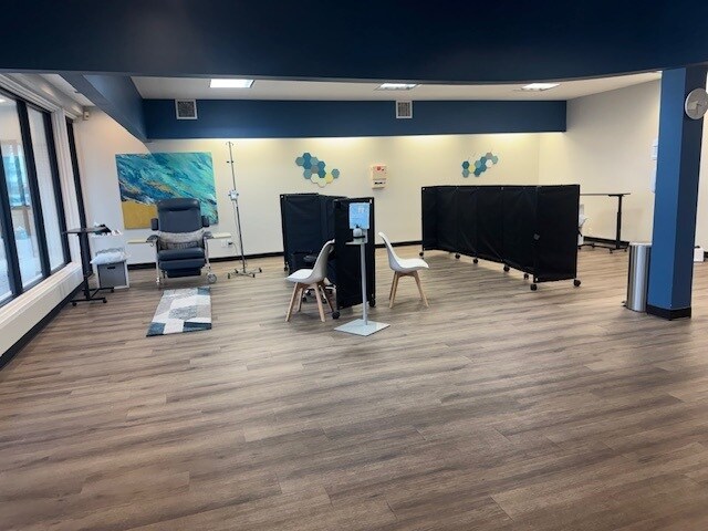 More Photos Of 5901-6113 Burnet Rd, Austin Storefront For Lease