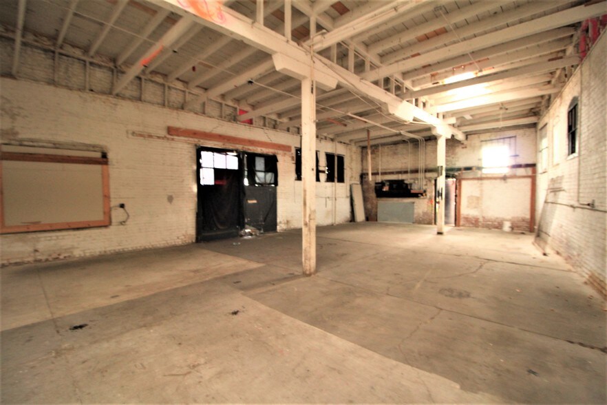 More Photos Of 114 Stambaugh St, Redwood City Storefront For Lease