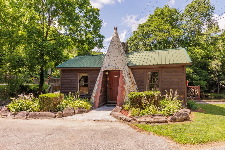 More Photos Of , Whittier Hospitality For Sale