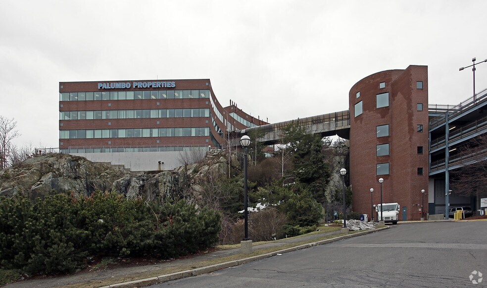 More Photos Of 999 Broadway, Saugus Office For Lease