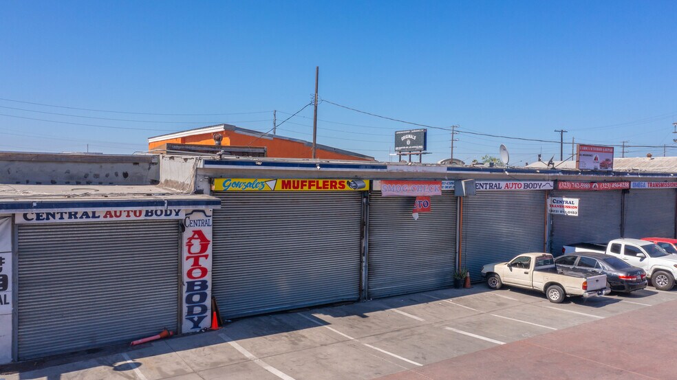 More Photos Of 5801 S Central Ave, Los Angeles Manufacturing For Lease