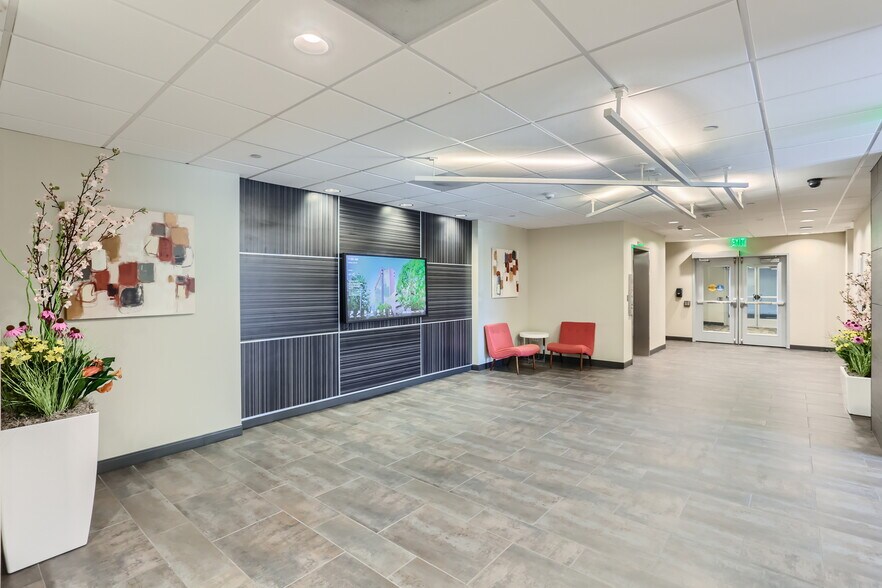 More Photos Of 1873 S Bellaire St, Denver Office For Lease