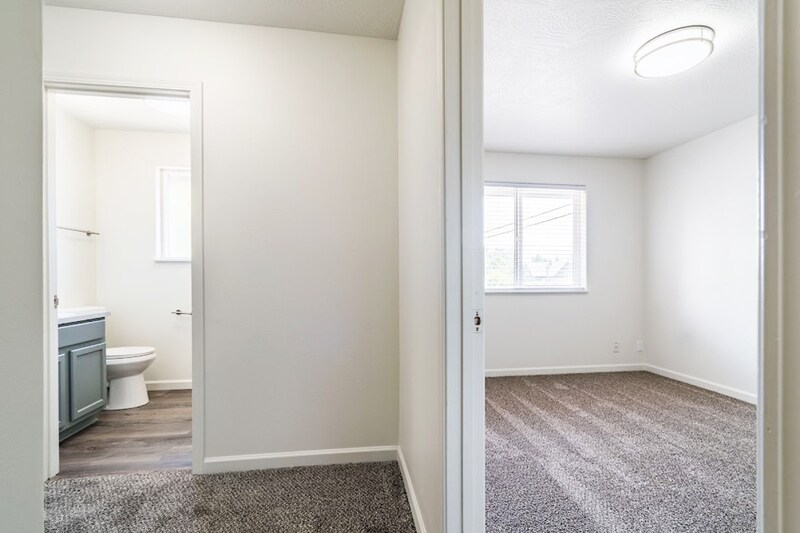 More Photos Of 2447 Roosevelt Blvd, Eugene Apartments For Sale