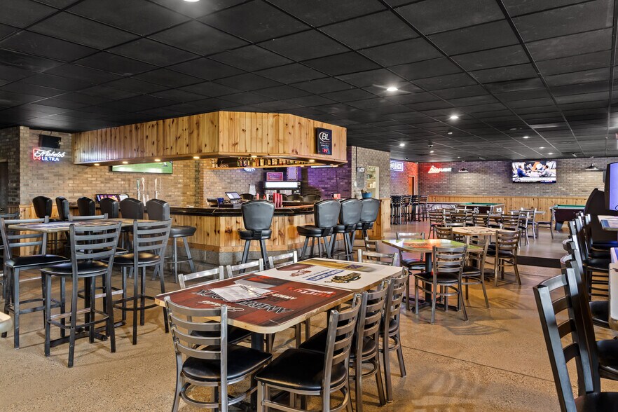 More Photos Of 205 1st St SW, Glyndon Restaurant For Sale