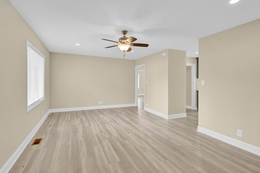 More Photos Of 920 Oakridge Farm Hwy, Mooresville Land For Sale