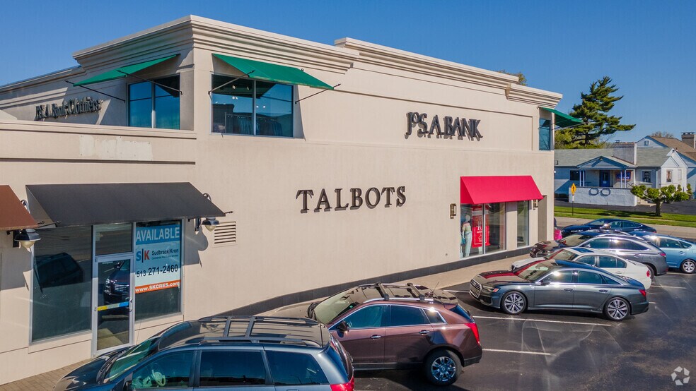 More Photos Of 7565 Kenwood Rd, Cincinnati Office For Lease