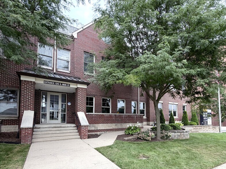 More Photos Of 1310 S Main St, Ann Arbor Medical For Sale