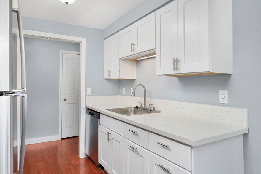 More Photos Of 3240-3320 NE 8th St, Gresham Apartments For Sale