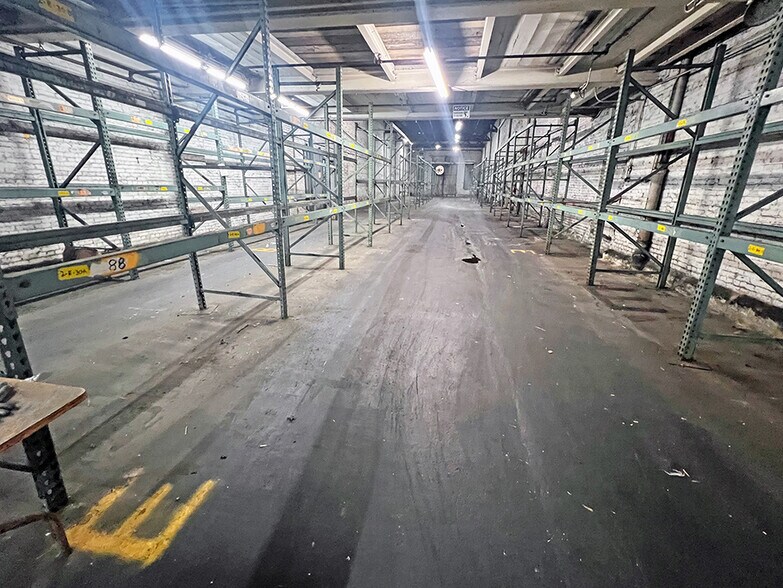 More Photos Of 575 N 20th St, East St Louis Industrial For Sale