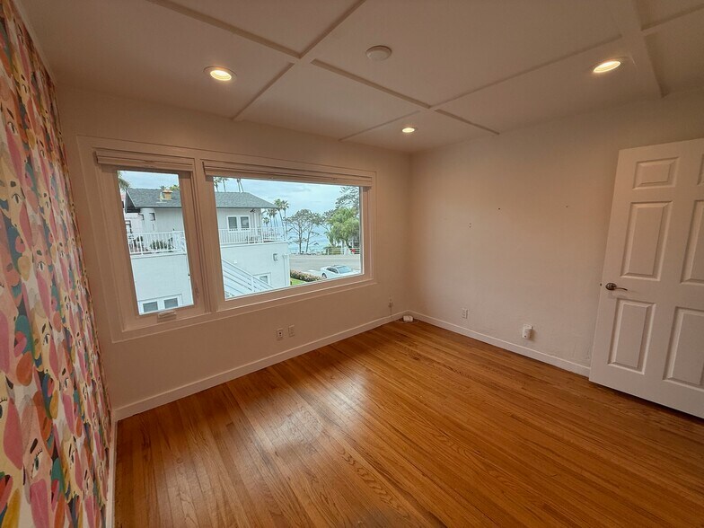 More Photos Of 7880 Exchange Pl, La Jolla Freestanding For Lease