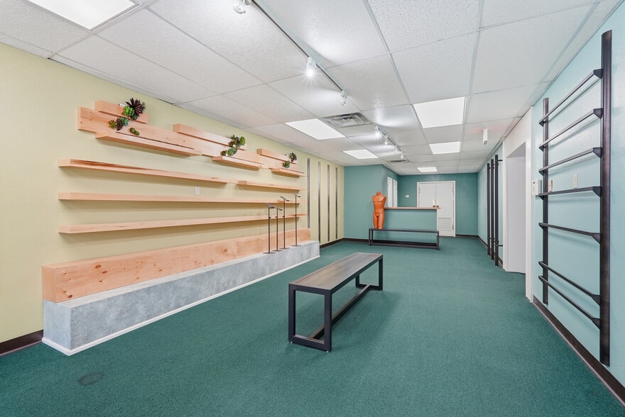 More Photos Of 1016 Van Ronkle St, Conway General Retail For Sale