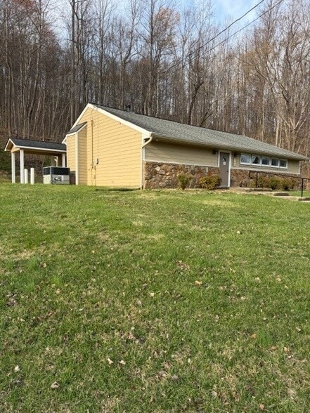 More Photos Of 426 Eades Ln, Lovingston Religious Facility For Sale