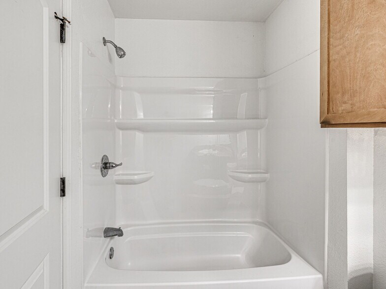 More Photos Of 2302 S 137th East Ave, Tulsa Apartments For Sale
