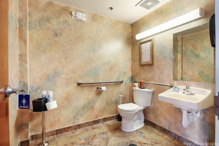 More Photos Of 195 N Milwaukee Ave, Vernon Hills Storefront Retail Office For Sale