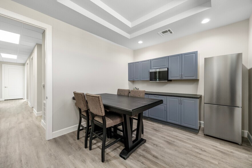 More Photos Of 3129 Kingsley Dr, Pearland Coworking Space