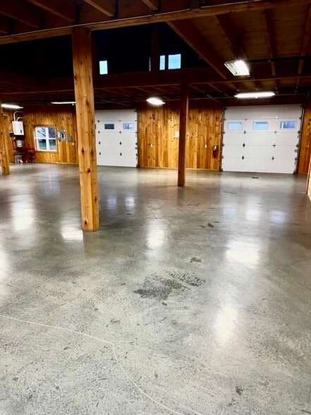 More Photos Of 6560 Anthony Dr, Victor Light Manufacturing For Lease