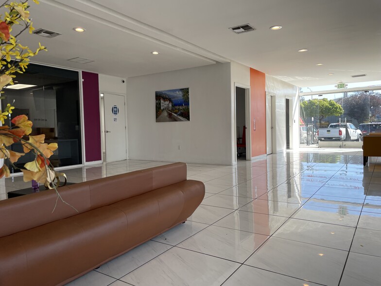 More Photos Of Unit B - 2828 Monterey Hwy, San Jose Land For Lease