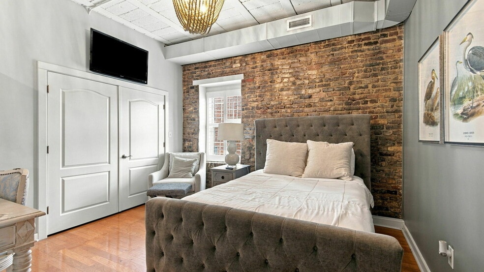 More Photos Of 304 S Gay St, Knoxville Office Residential For Sale