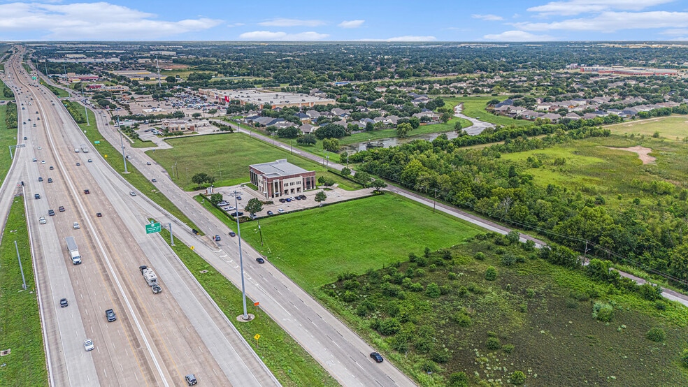 More Photos Of 8521 S Sam Houston Pkwy, Houston Land For Sale
