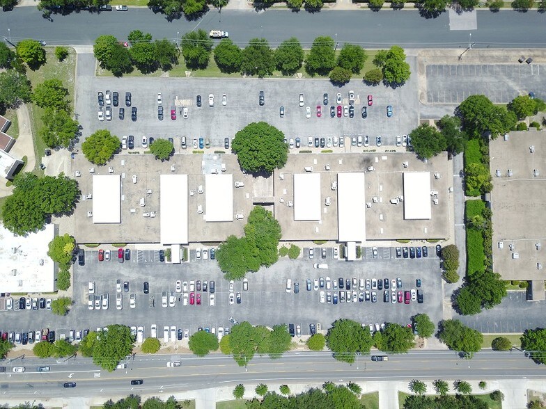 More Photos Of 2111 Kramer Ln, Austin Loft Creative Space For Lease