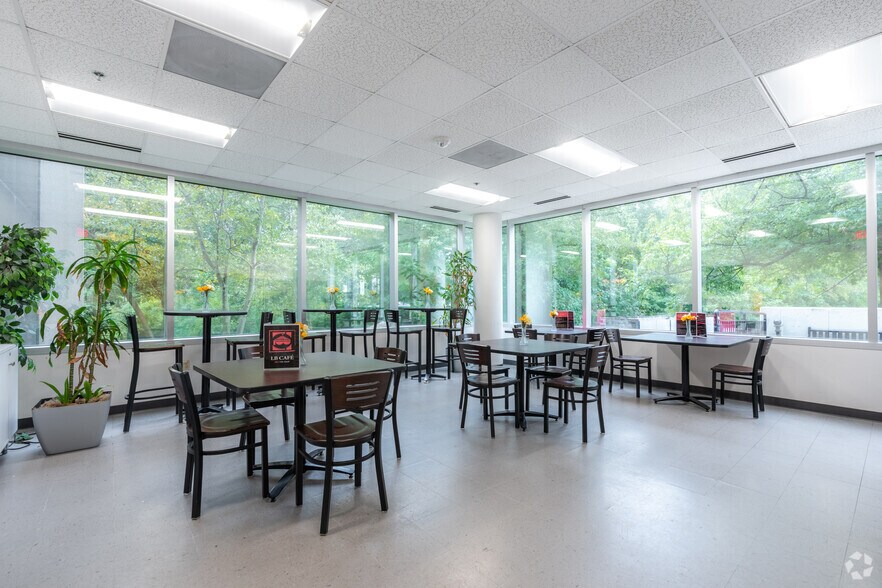 More Photos Of 7501 Boulder View Dr, North Chesterfield Unknown For Lease