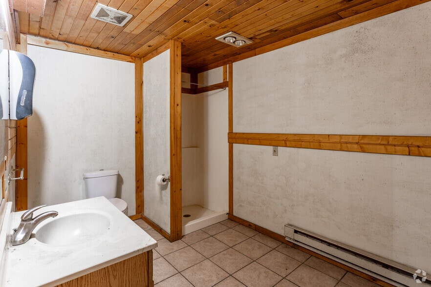 More Photos Of 11496 Highway 28, Swanville Warehouse For Sale