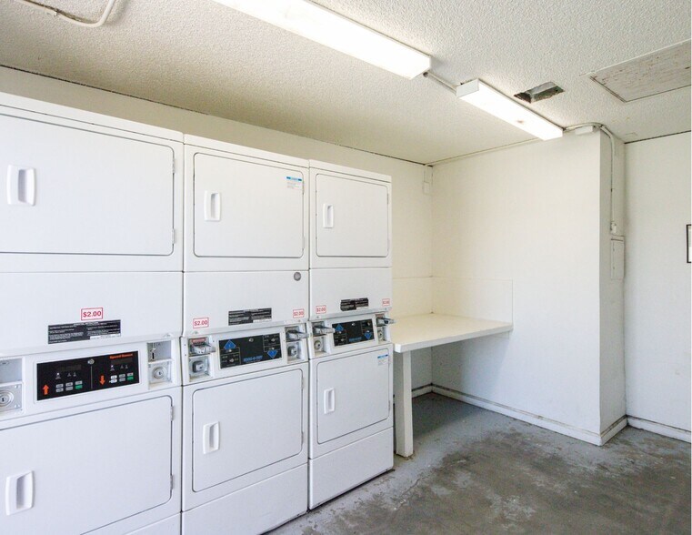 More Photos Of 46595 Vargas Rd, Indio Apartments For Sale