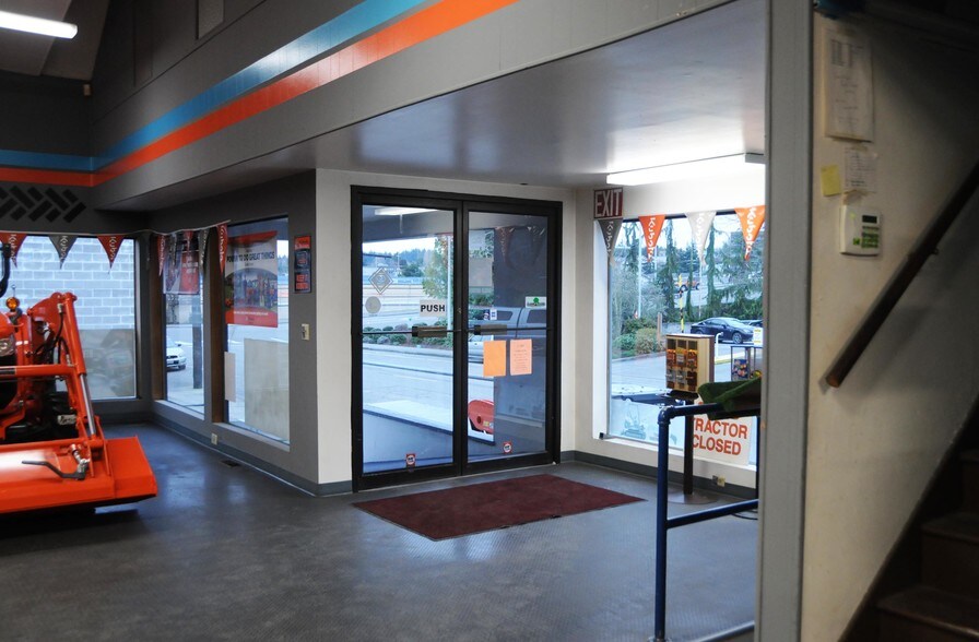 More Photos Of 2811-2815 Virginia Ave, Everett Freestanding For Sale