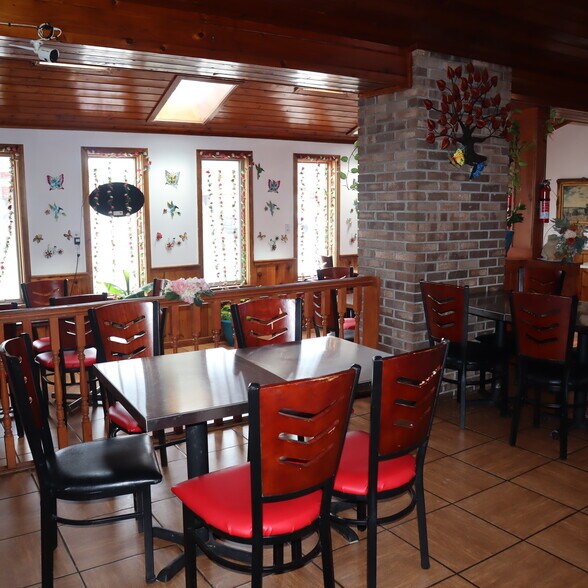 More Photos Of 401 W Dominick St, Rome Restaurant For Sale