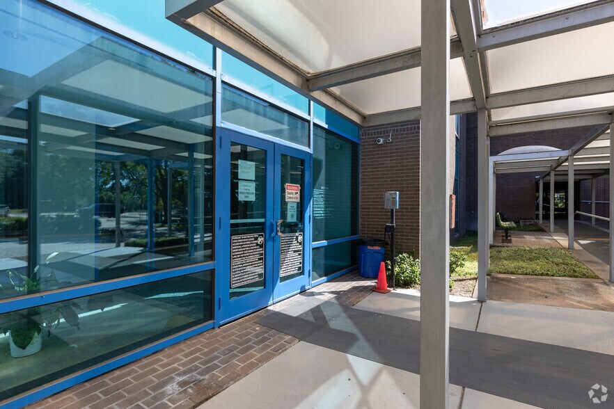 More Photos Of 5252 Hollister St, Houston Medical For Lease