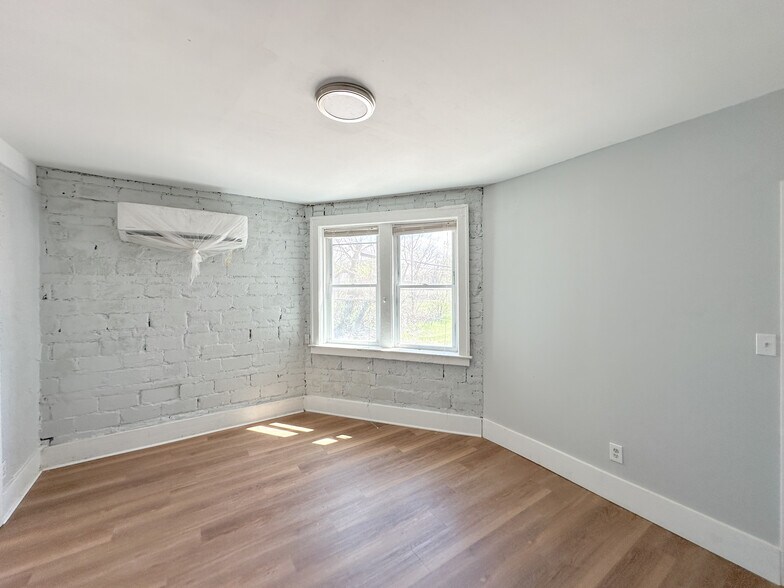 More Photos Of 3737 Scovel Pl, Detroit Apartments For Sale